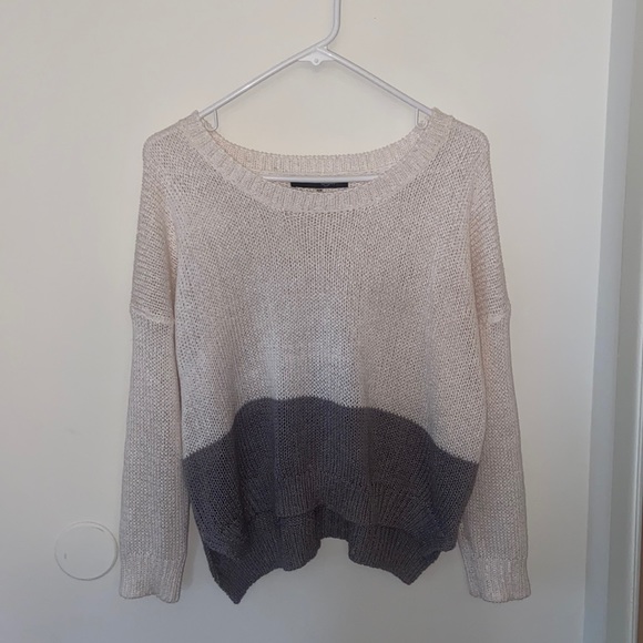 Sweater - Picture 1 of 2